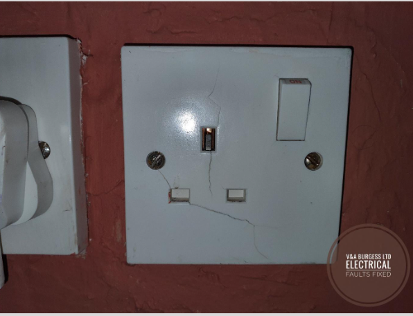 Electrical Faults Fixed - Emergency electrician in Haydock, Merseyside