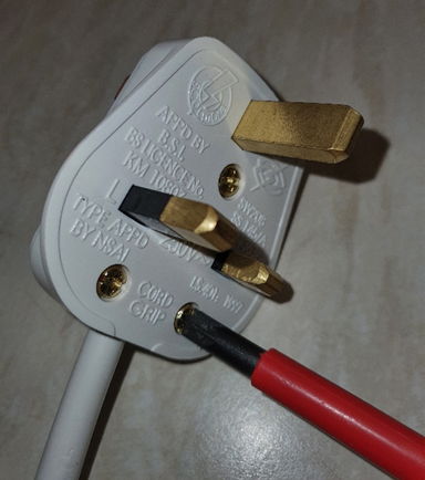 How to wire a plug UK