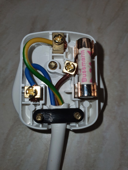 How to wire a plug UK